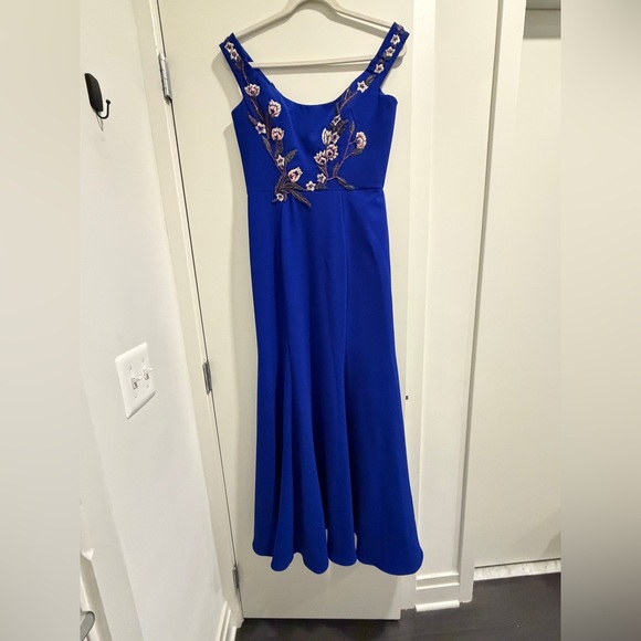 Marchesa Notte Blue Floral Embroidered Long Formal Evening Gown Dress - Picture 7 of 16